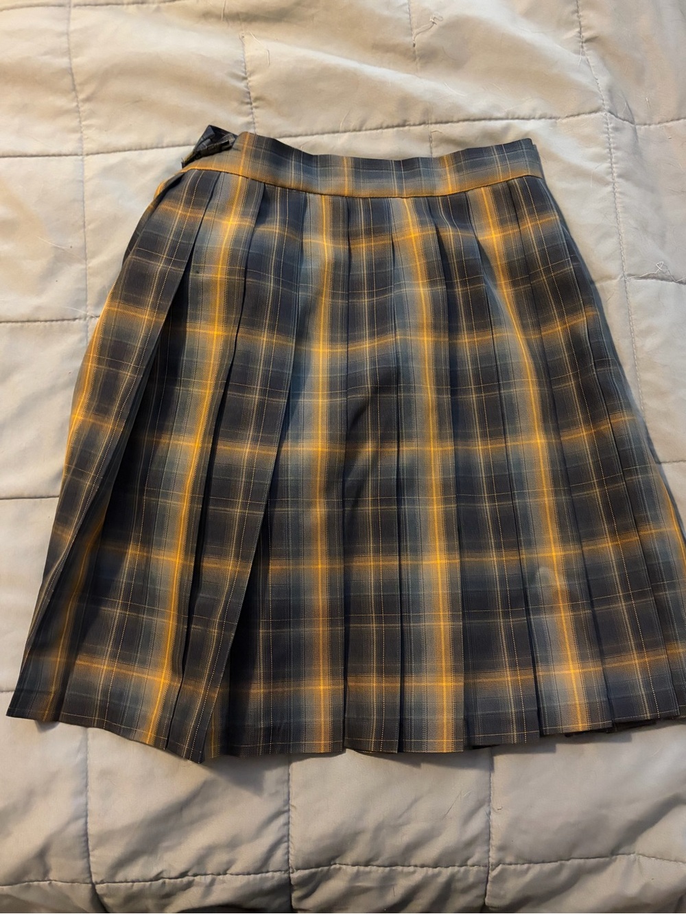 Japanese School Uniform Plaid Pleated Skirt in Gray and Yellow